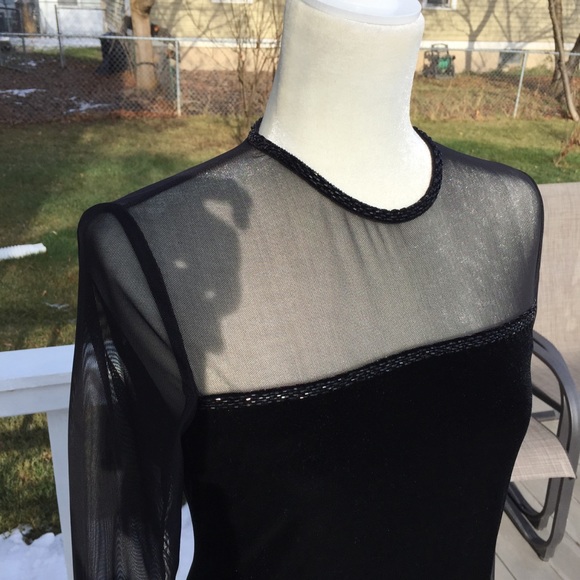 Jessica Howard Velvet Dress - Picture 5 of 8